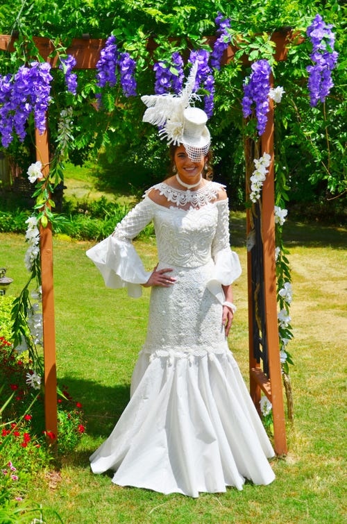 vay cuoi lam tu giay ve sinh anh 6