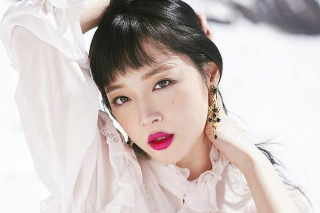 Ve dep can moi kieu thoi trang cua Sulli truoc khi qua doi hinh anh