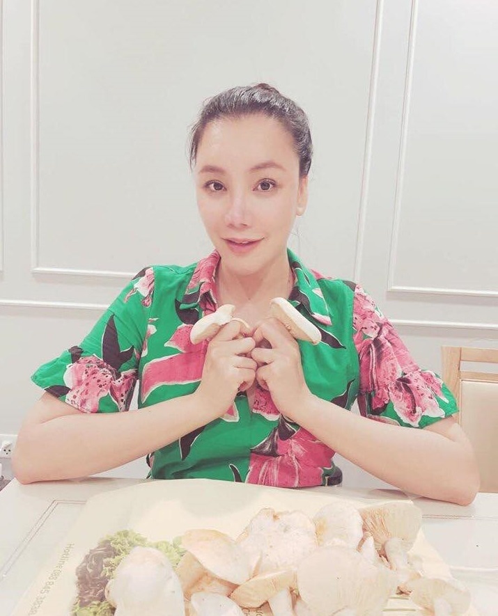 hồ quỳnh hương ảnh 4 ho quynh huong anh 4