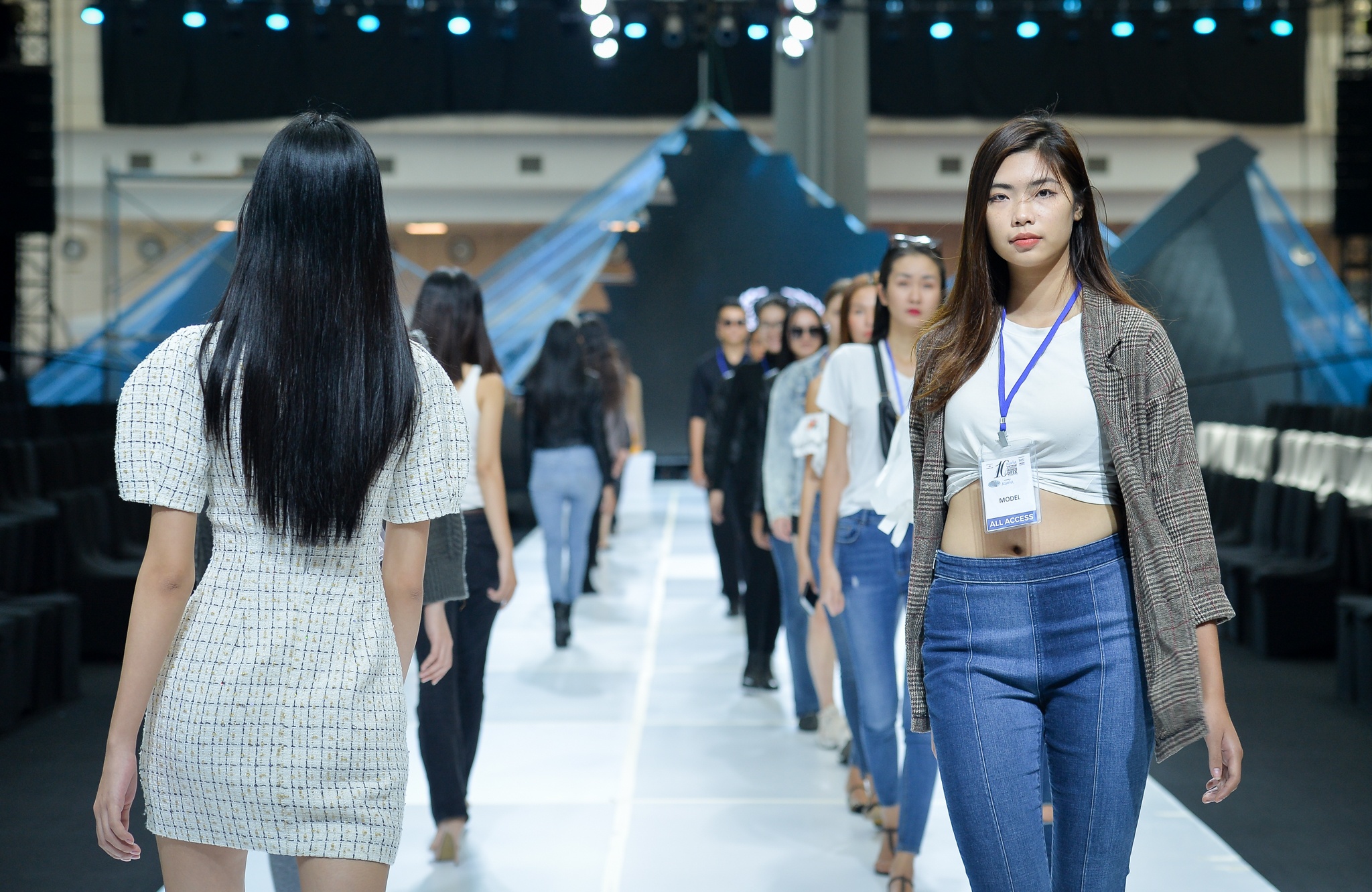 góc tối nghề mẫu ảnh 11 goc toi nghe mau anh 11