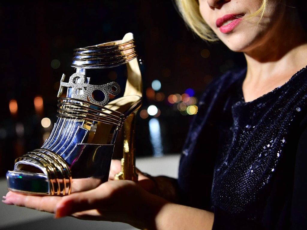 giay dat nhat the gioi anh 1