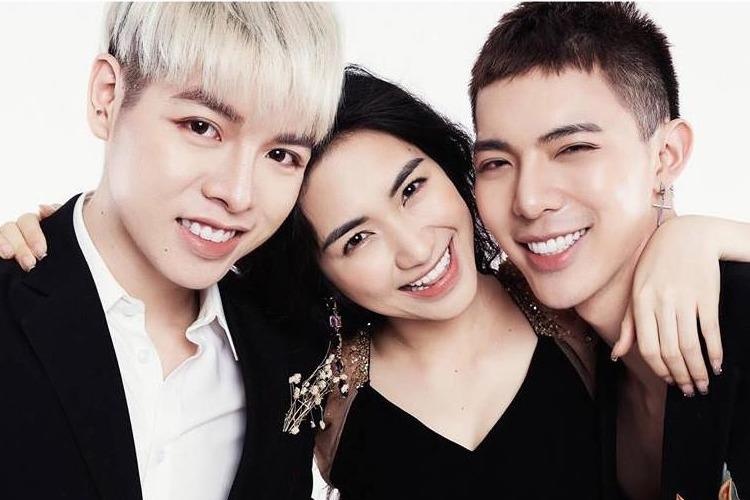 Phan ung cua Erik va gia dinh Hoa dam but khi xem mua my hinh anh