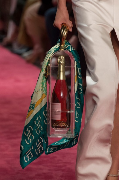 tui khong dung duoc gi anh 9