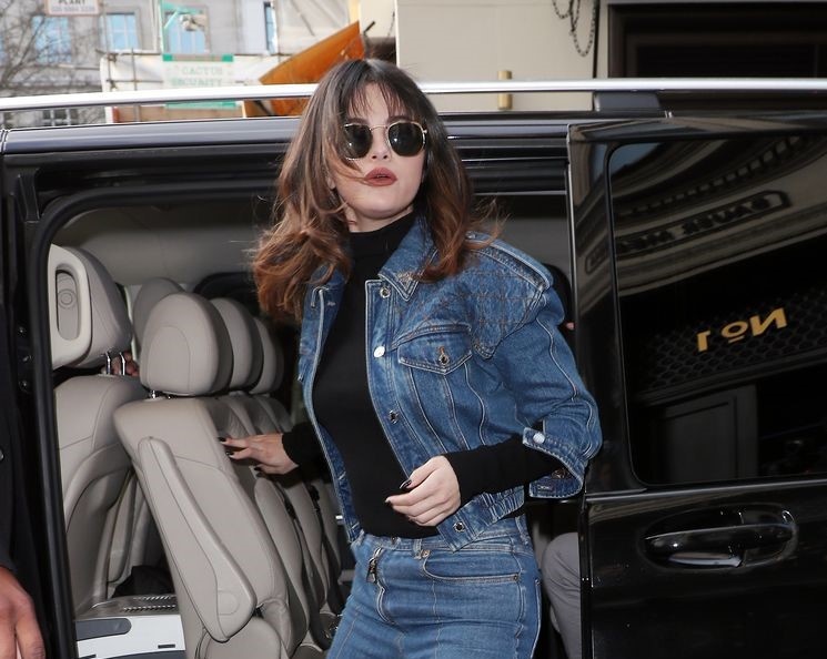 selena gomez cat toc lua thua anh 1