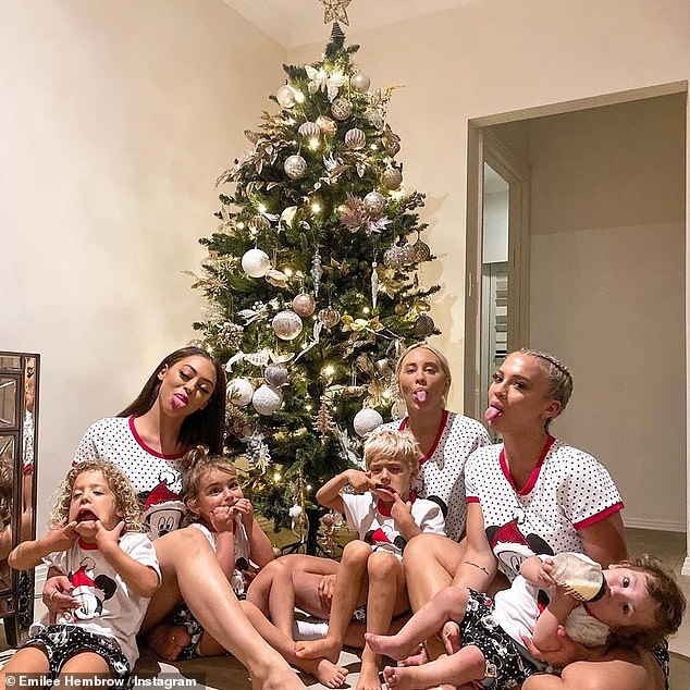 phoi do cho nhom ban anh 2