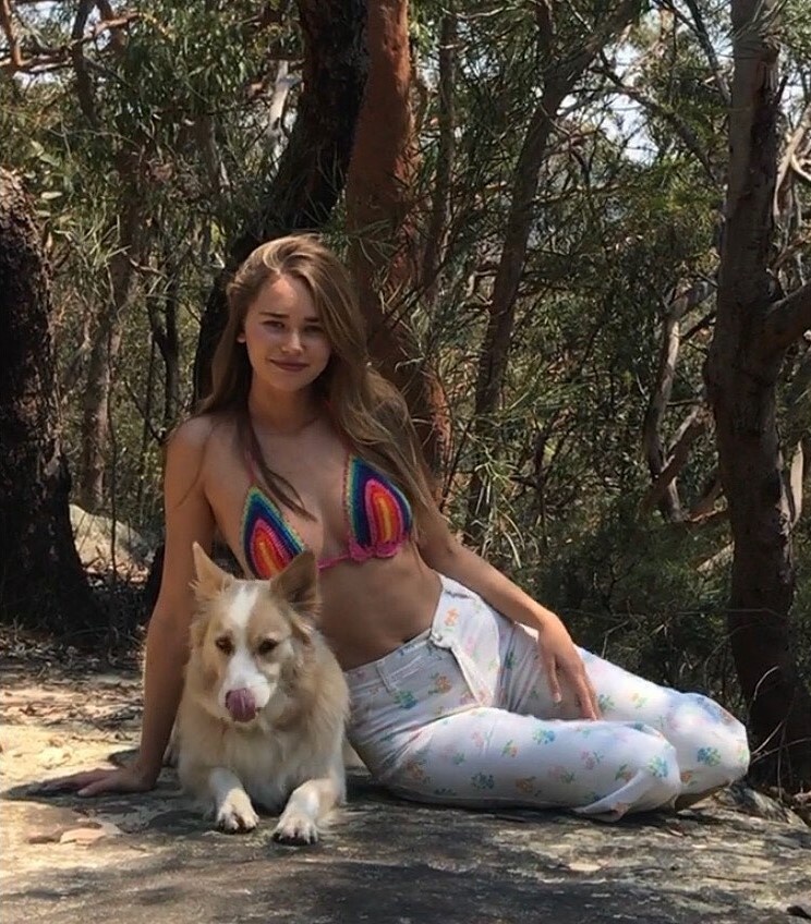 ban gai moi cua liam anh 11