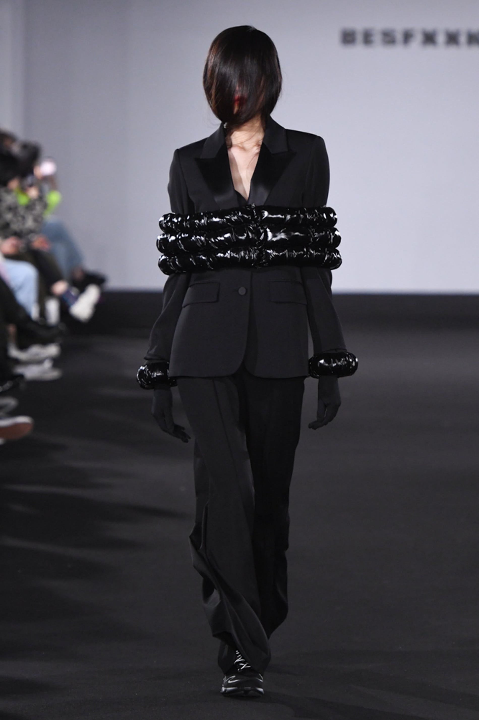 tuan le thoi trang 2019 anh 23