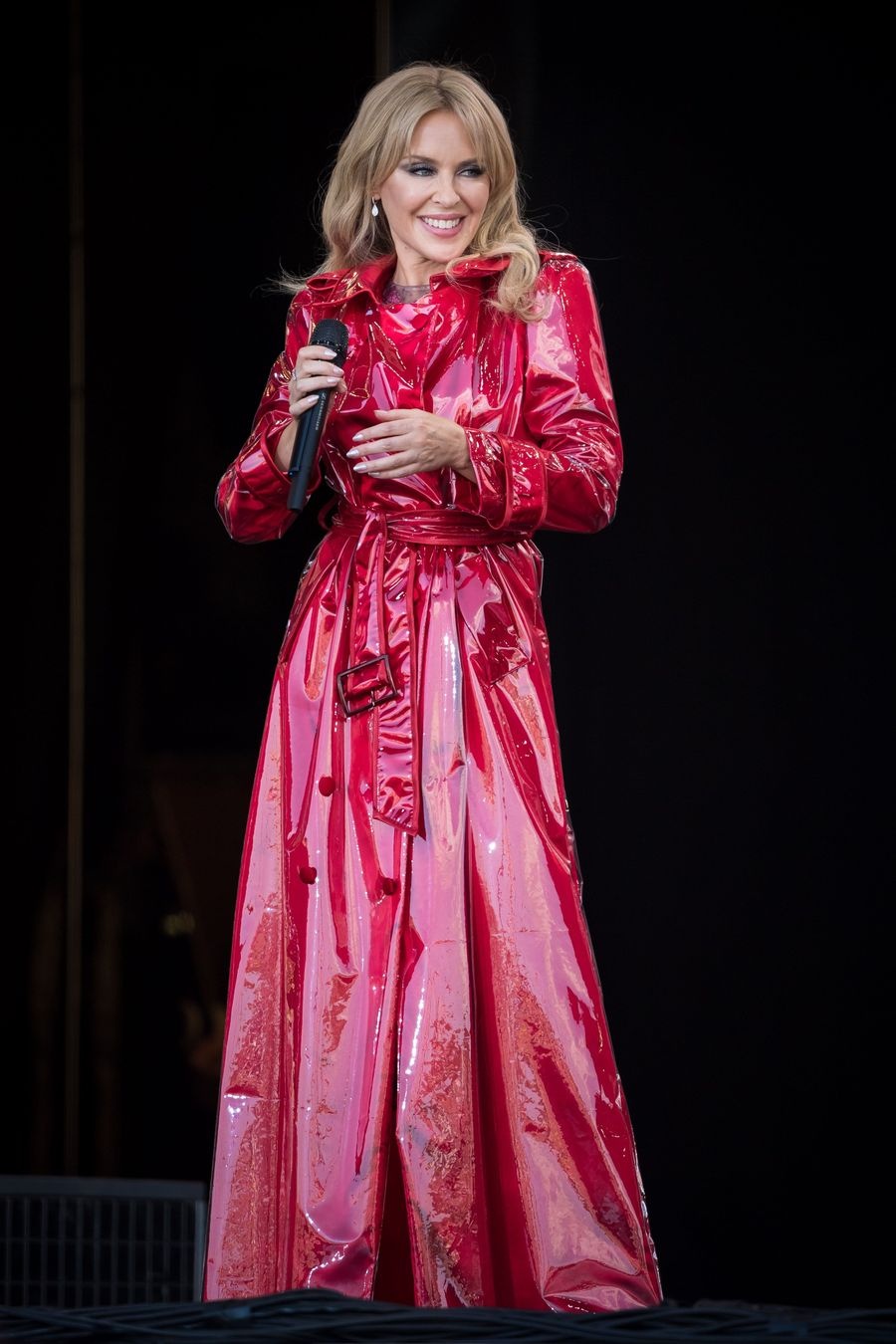 nghe si mac do cu anh 4