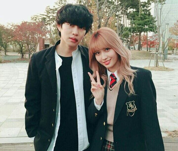 momo twice va heechul hen ho anh 1