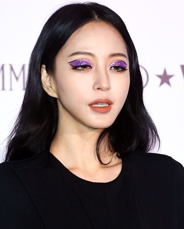 Han Ye Seul danh mat tim anh 1