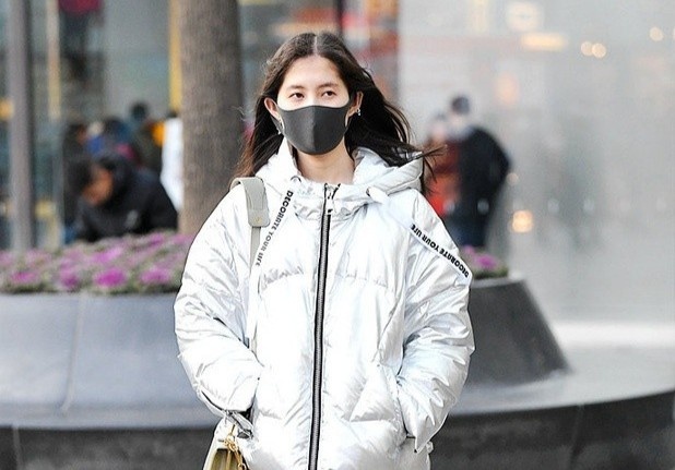 Virus corona anh huong den nganh thoi trang the gioi nhu the nao? hinh anh