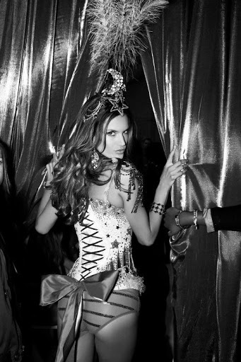 nguoi mau khoa than anh 4