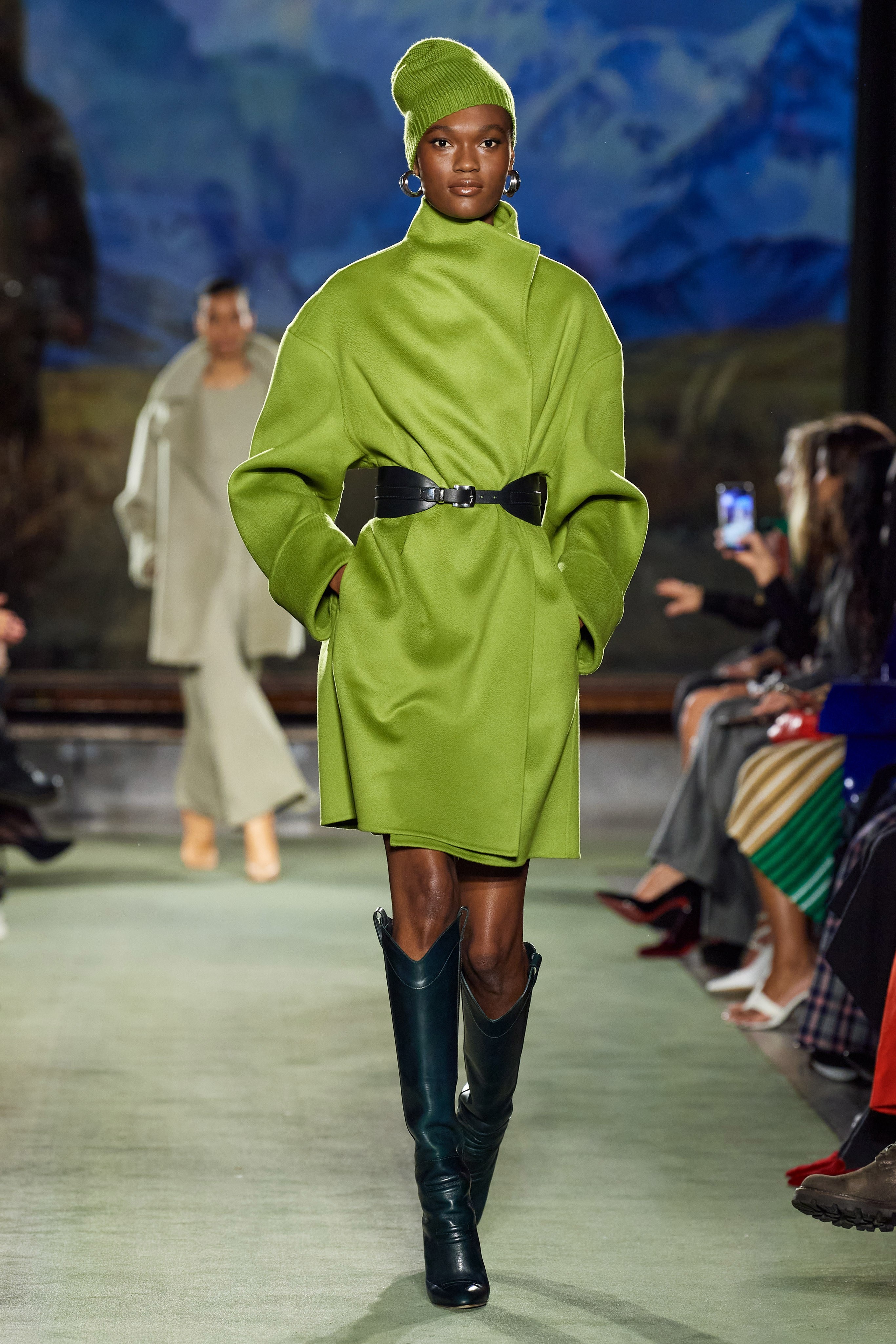 Bella Hadid New York Fashion Week ảnh 13 Bella Hadid New York Fashion Week anh 13