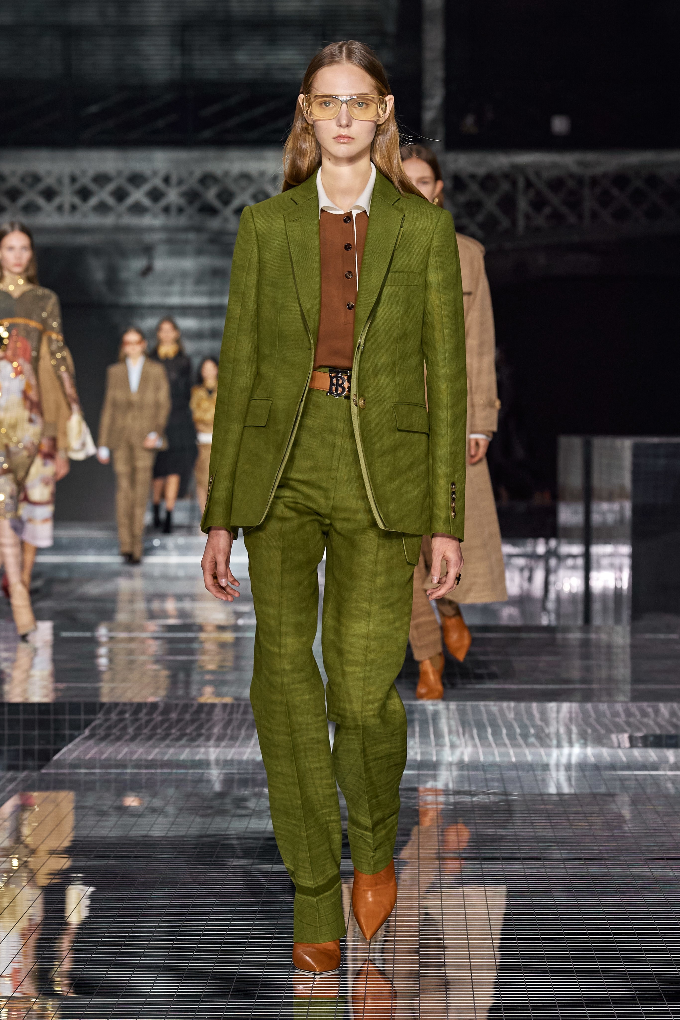 kendall jenner mac ho anh 13