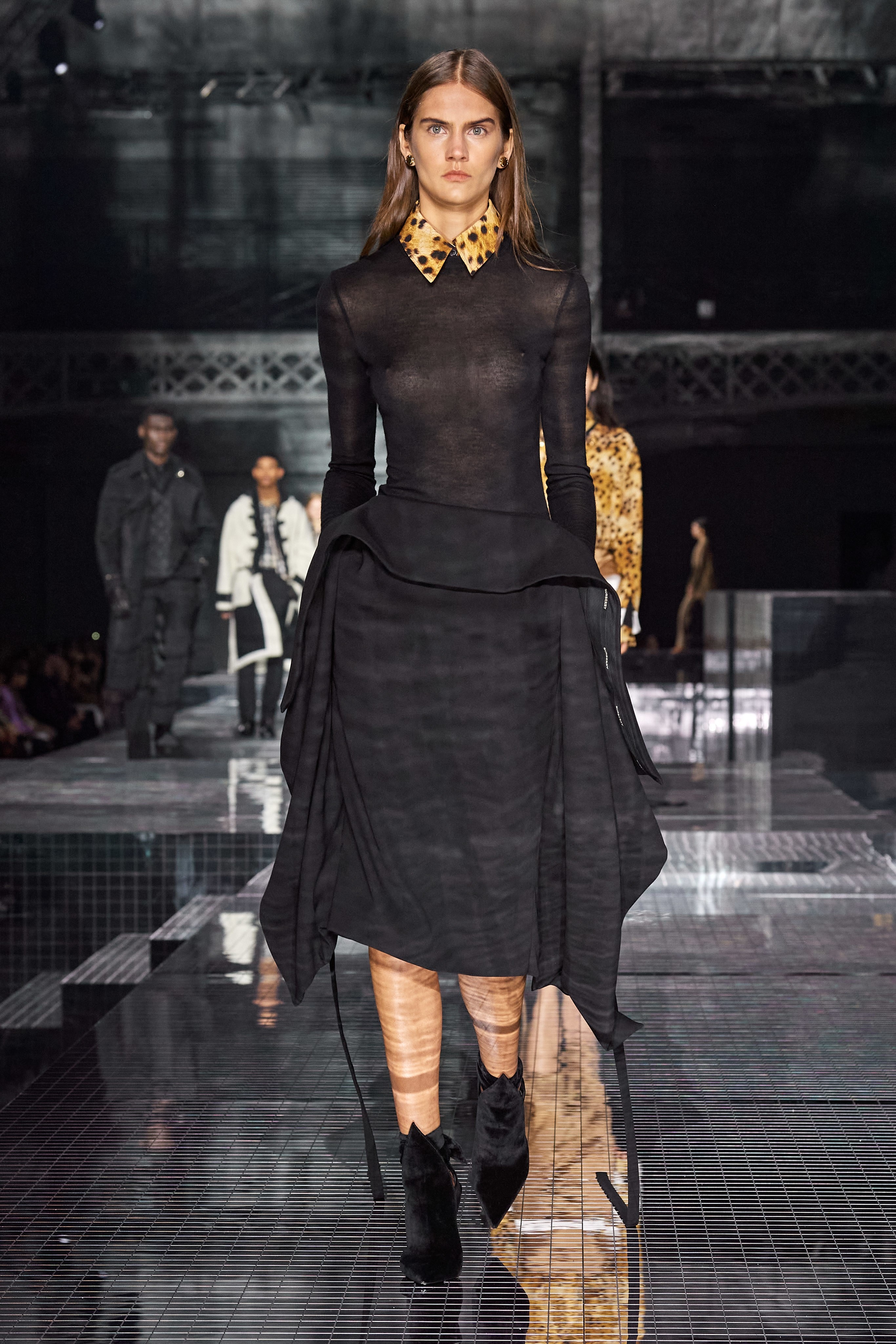 kendall jenner mac ho anh 17