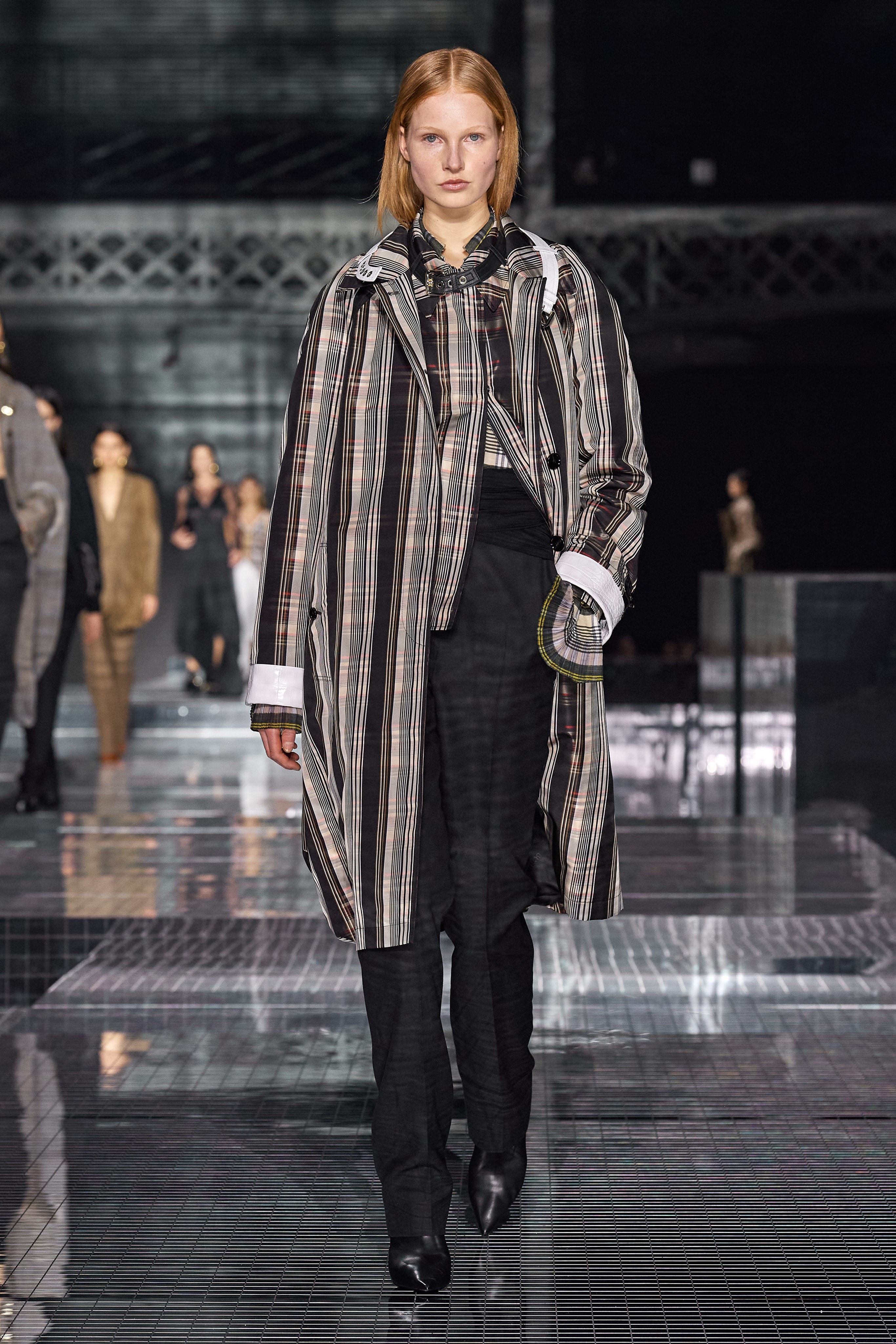 kendall jenner mac ho anh 11