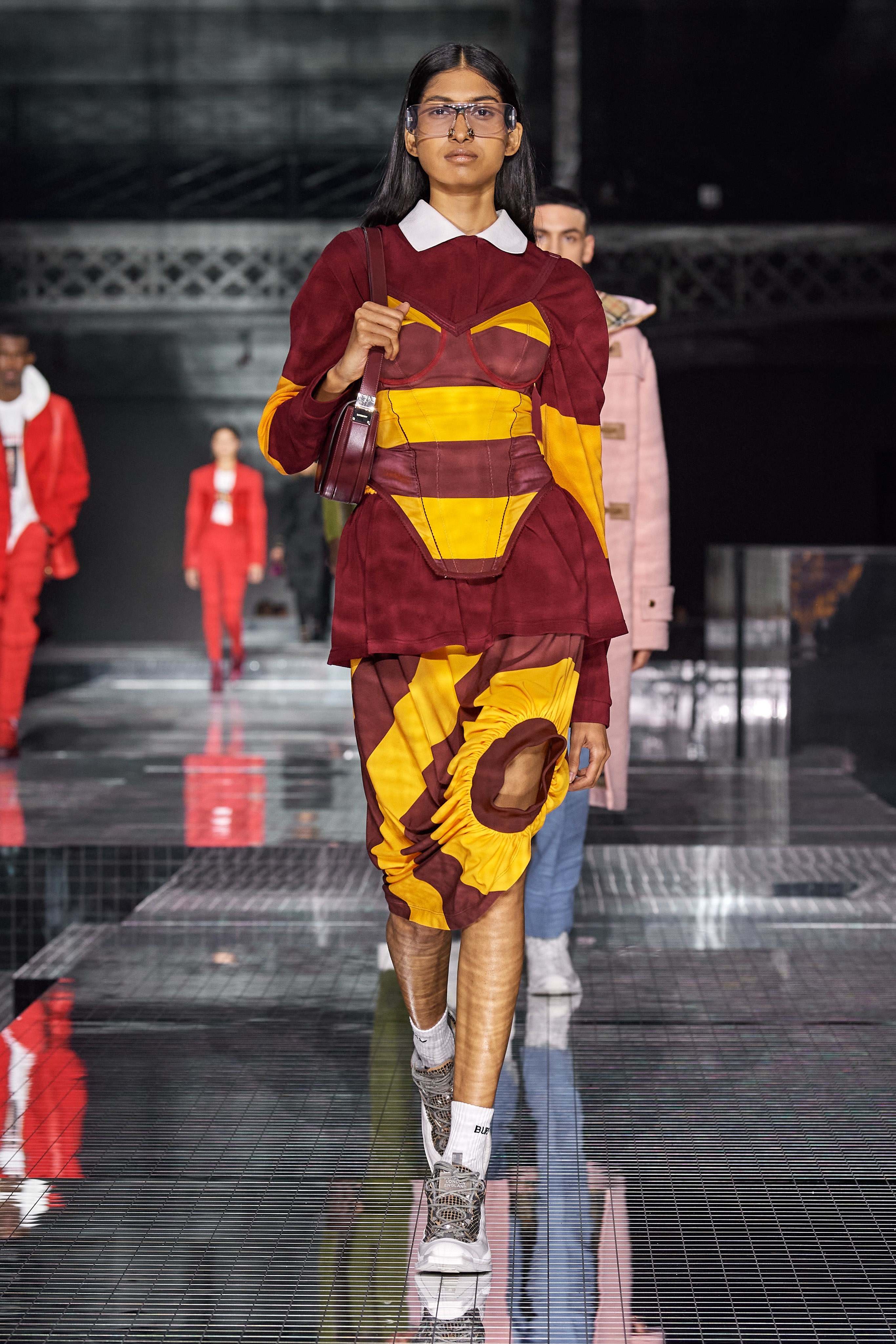 kendall jenner mac ho anh 18