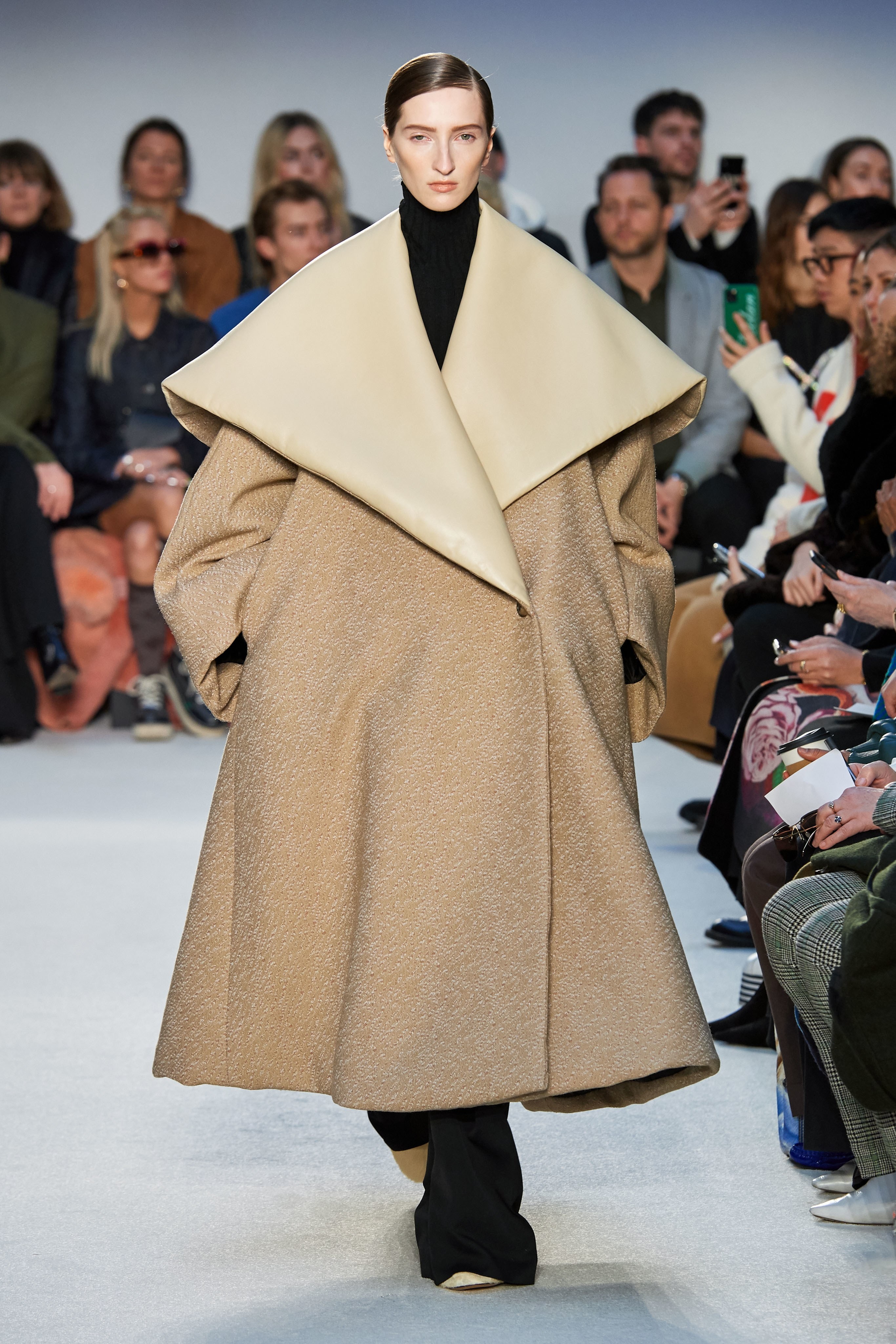 kendall jenner mac ho anh 21