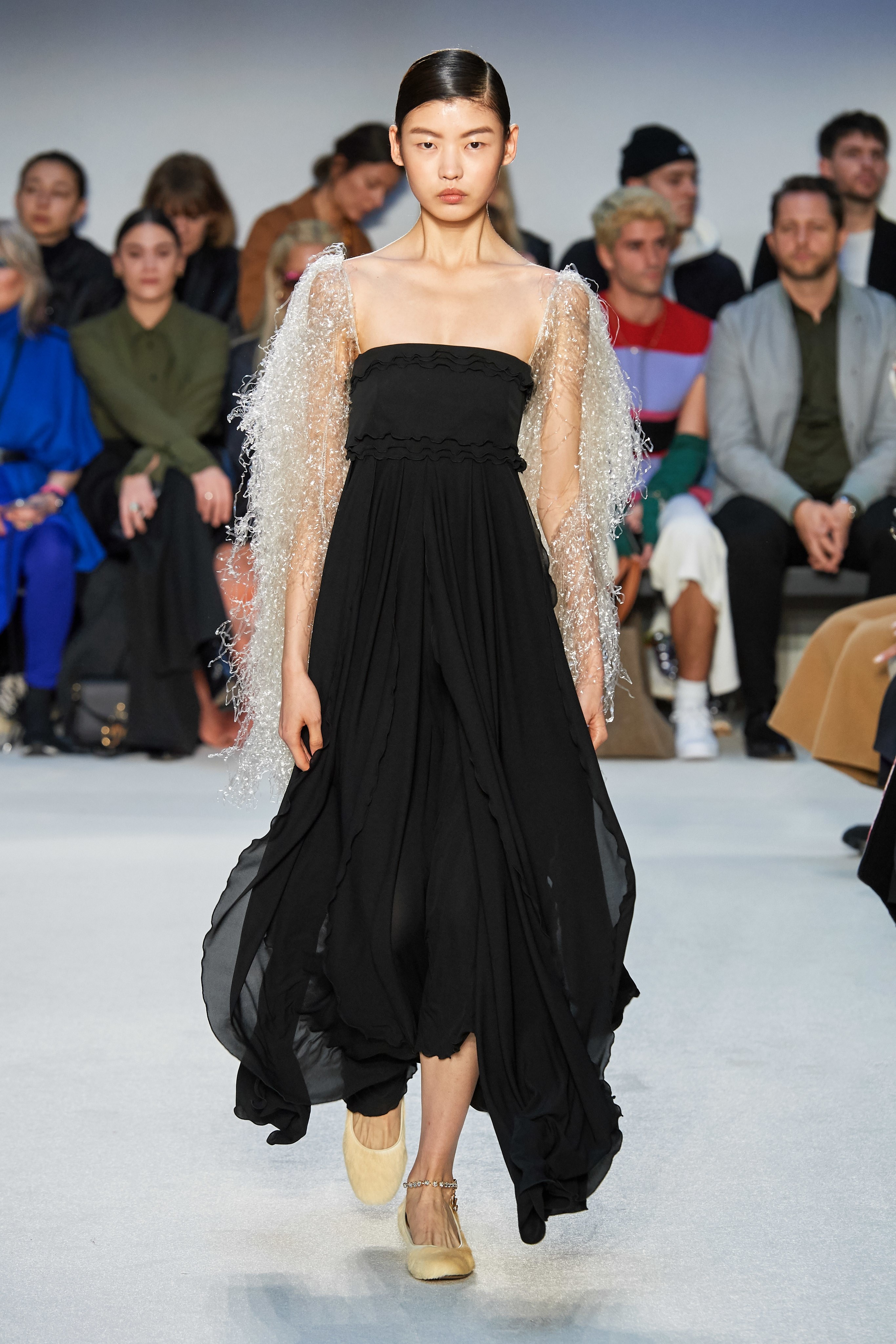 kendall jenner mac ho anh 23