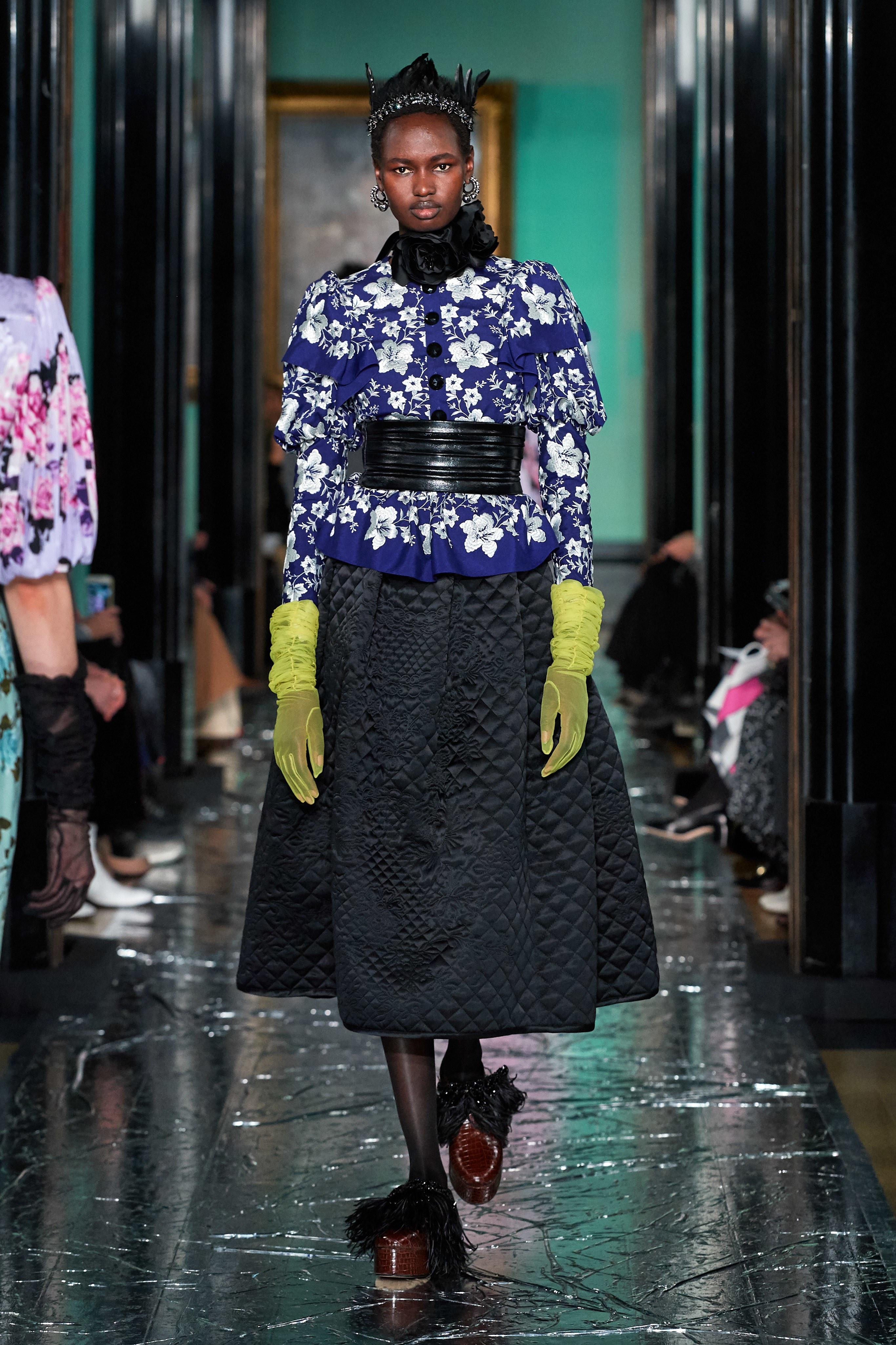 kendall jenner mac ho anh 41