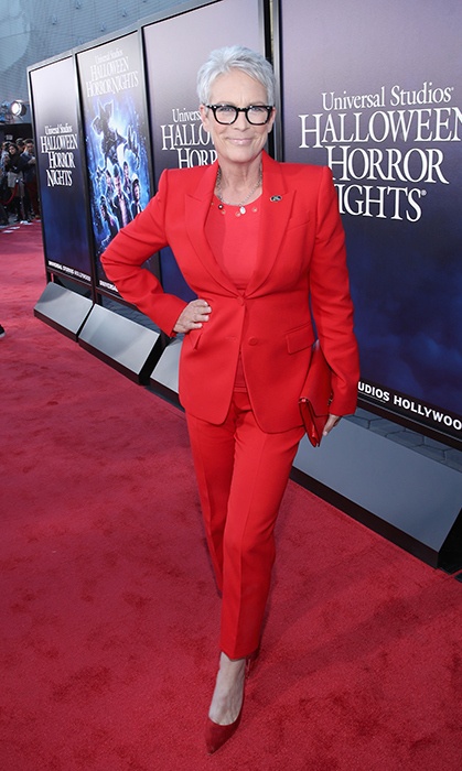 sao mặc đồ đụng hàng ảnh 10 sao mac do dung hang anh 10