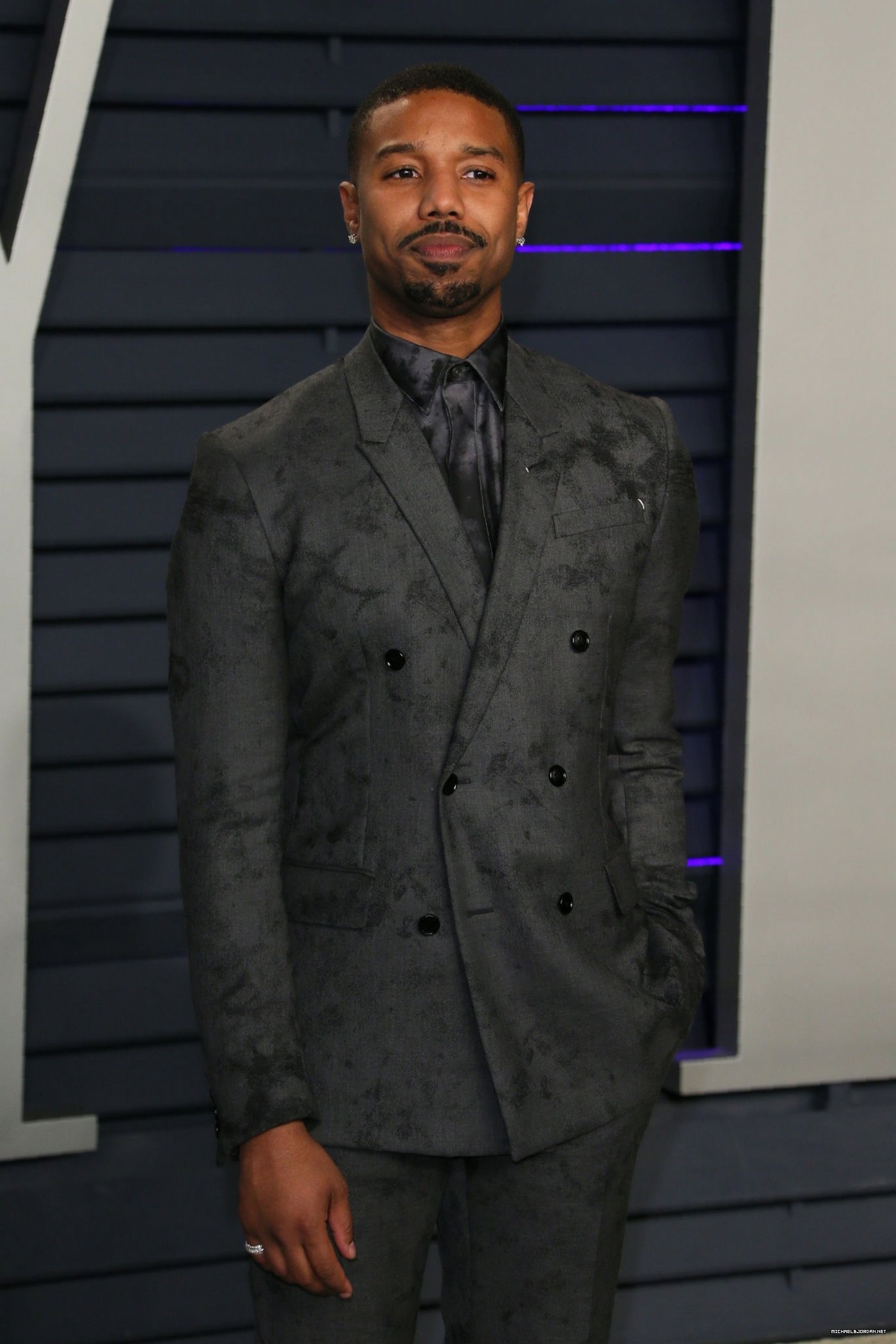 sao mặc đồ đụng hàng ảnh 4 sao mac do dung hang anh 4