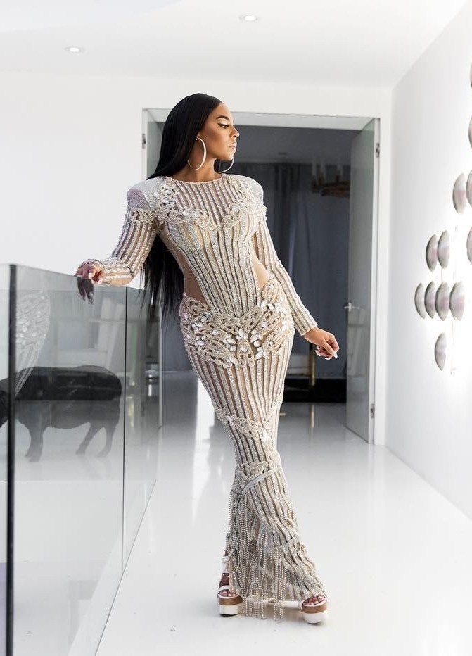 sao mặc đồ đụng hàng ảnh 8 sao mac do dung hang anh 8