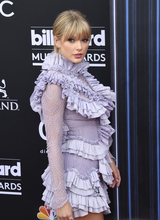 vay dat do cua taylor swift anh 6