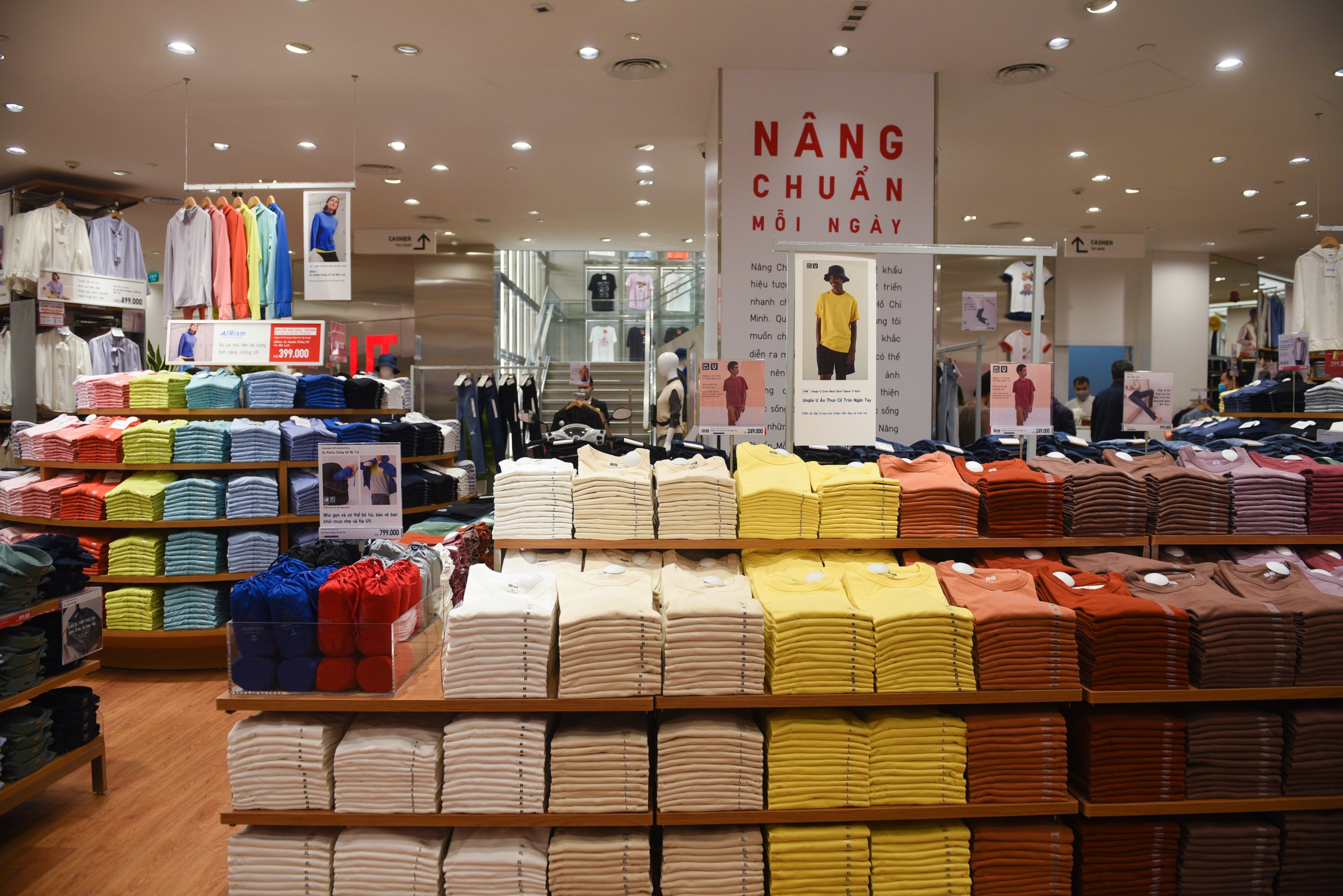 uniqlo ha noi anh 10
