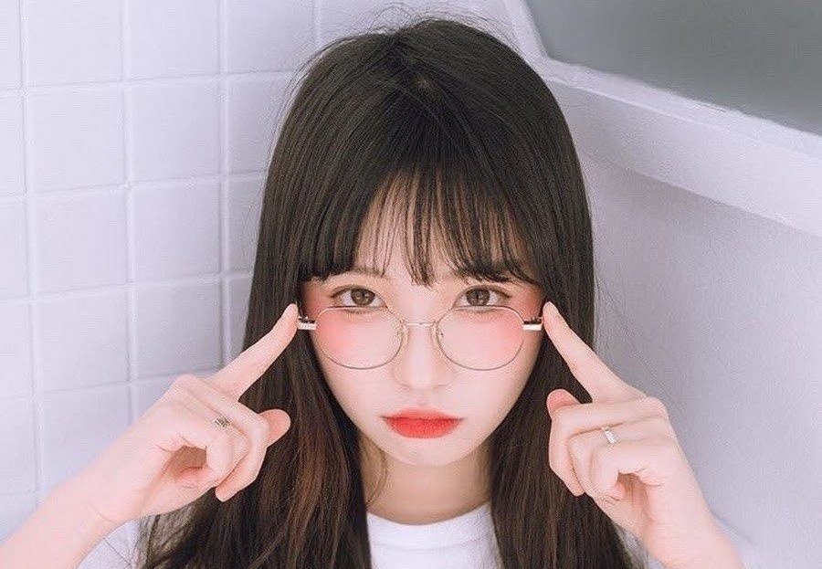 Ban co biet dau em be giup da them trang hong? hinh anh