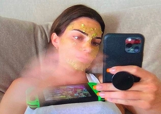 nha kim kardashian anh 2