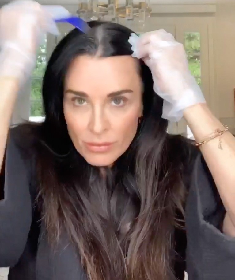 cat toc tai nha anh 6