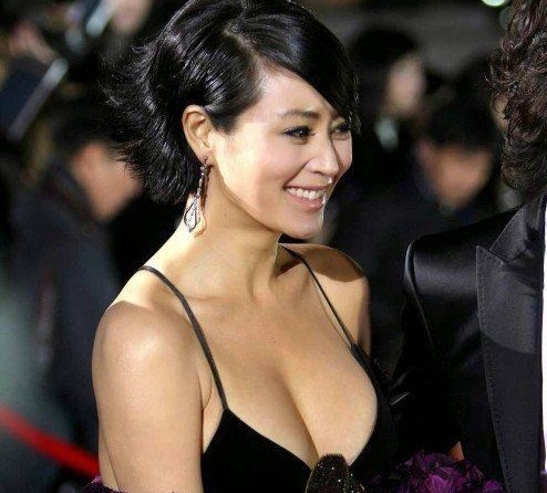 dien vien mac ho anh 2