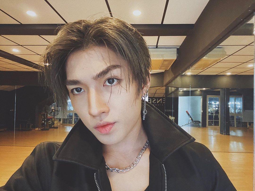 Thanh vien nhom Uni5 cao 1,75 m, mac dep nhu sao Han hinh anh