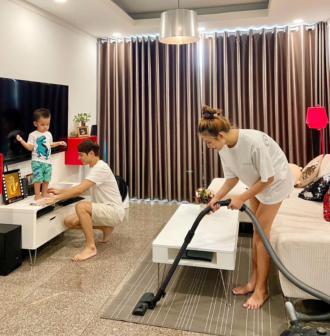 sao viet lam gi o nha anh 16