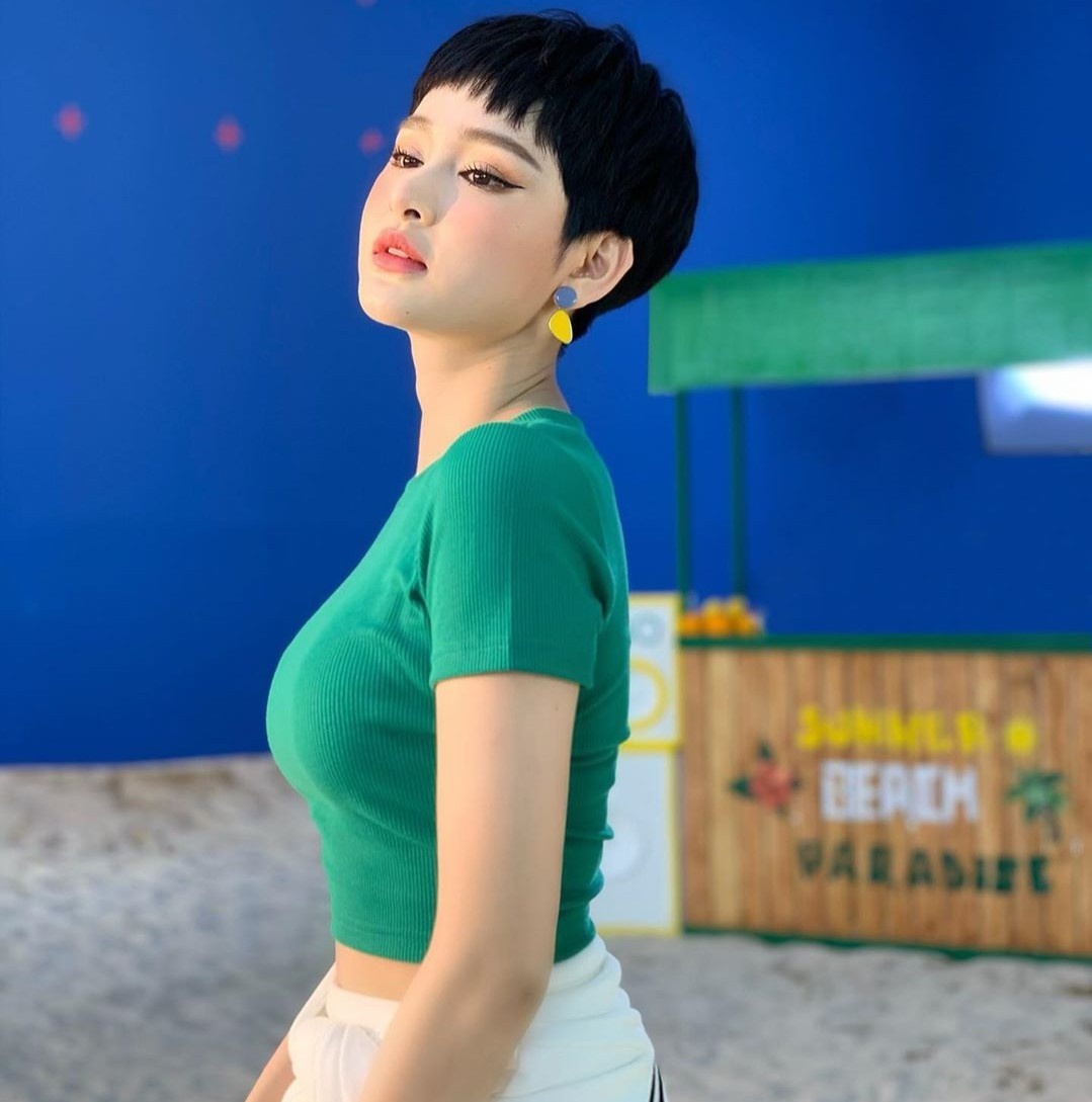 sao Viet mac do he anh 6