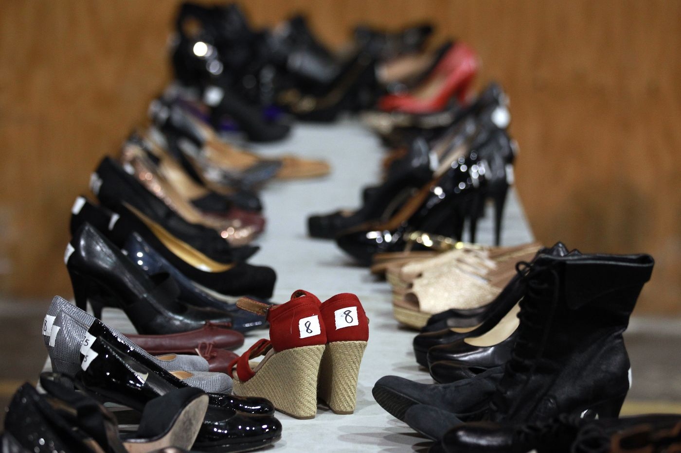 so phan trang phuc trong phim anh 2