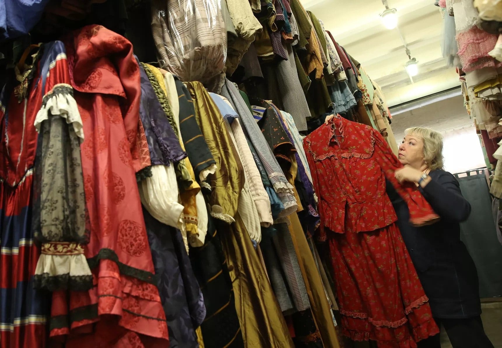 so phan trang phuc trong phim anh 3