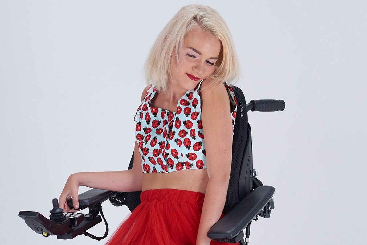 Co gai bai nao van quyet tam lam nguoi mau hinh anh