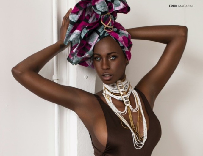 Nguoi mau da den kiem gan 50.000 USD/thang nho mau mat hiem co hinh anh