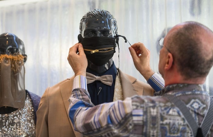 khau trang ky la anh 7