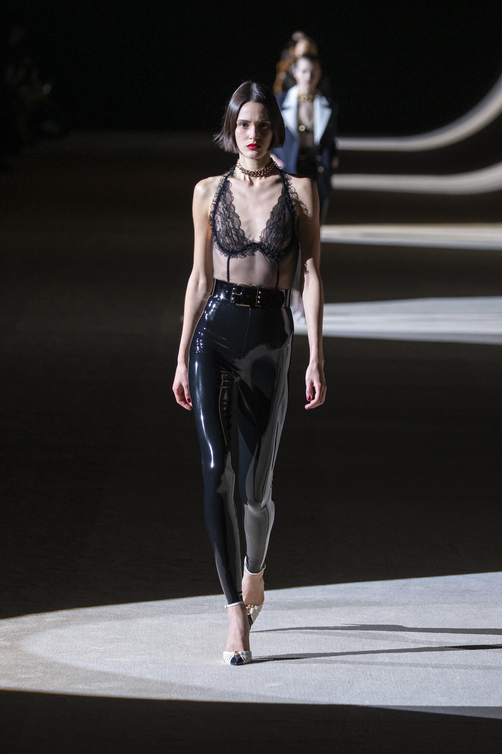 xu huong thoi trang 2020 anh 37