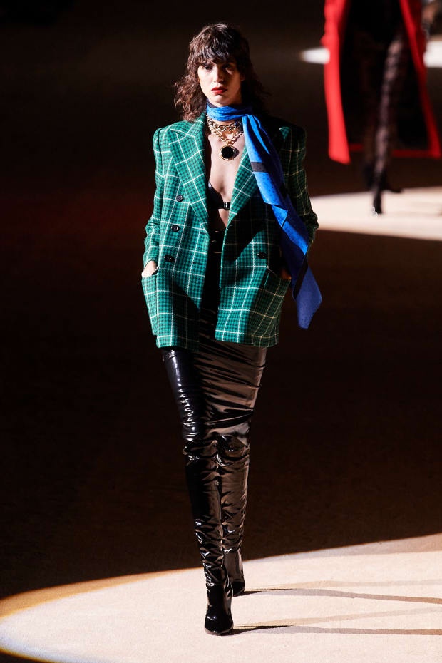 xu huong thoi trang 2020 anh 35