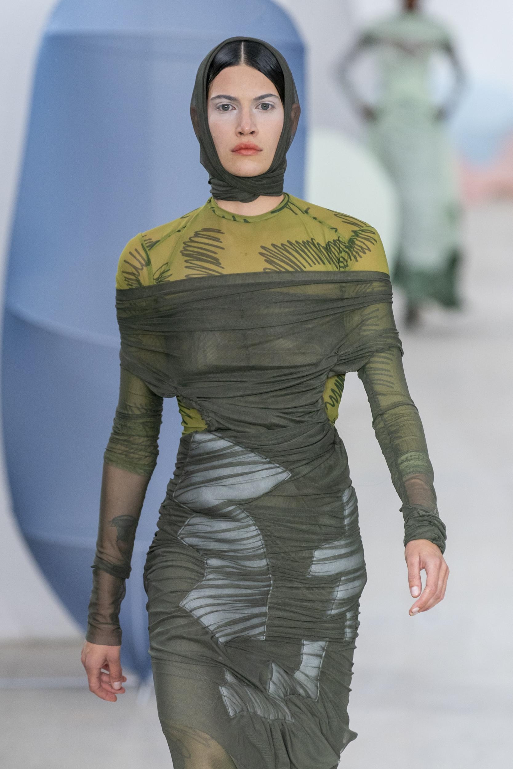 ao xuyen thau goi cam anh 9