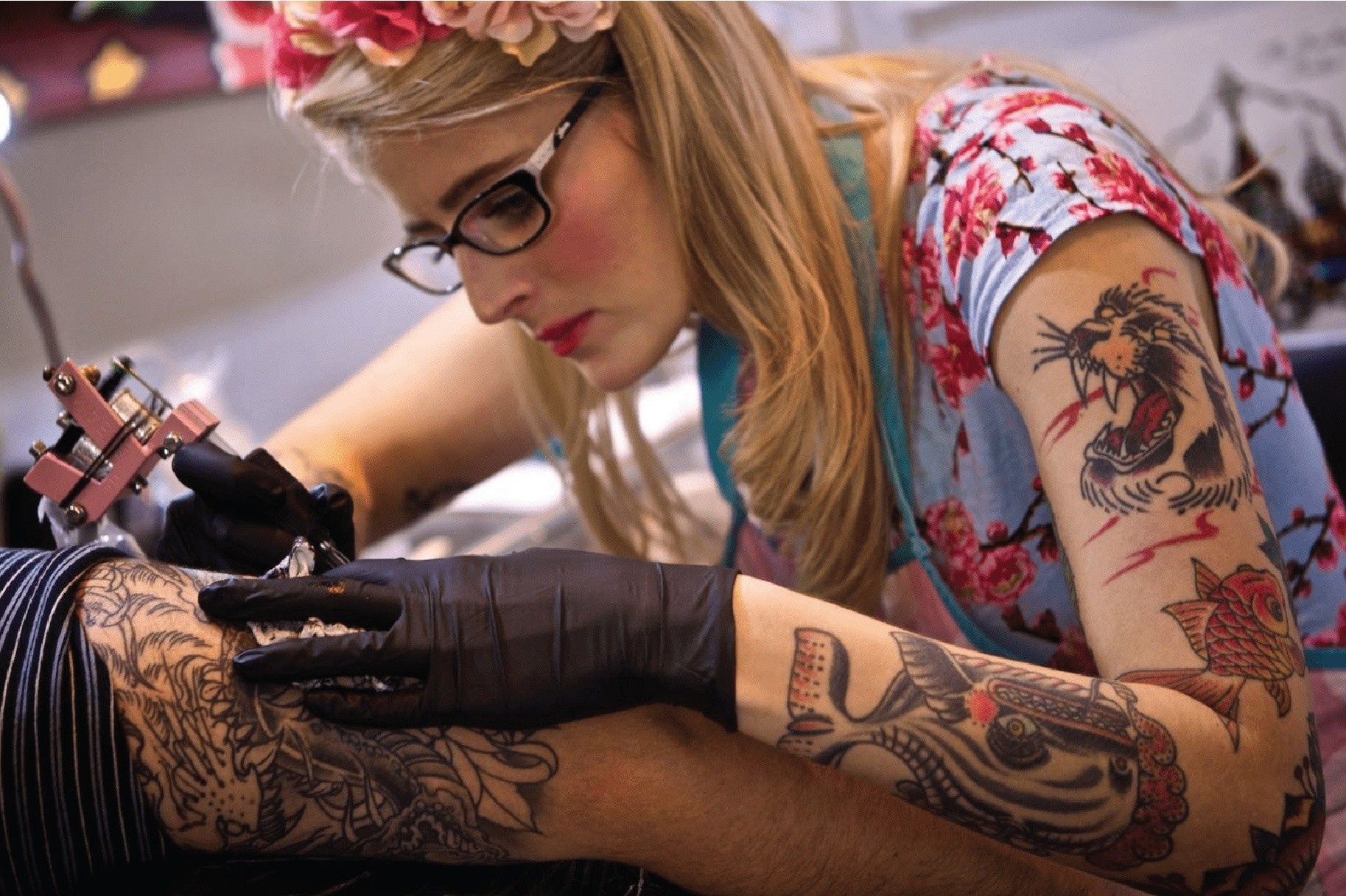 8 dieu ban khong nen lam khi di xam hinh anh