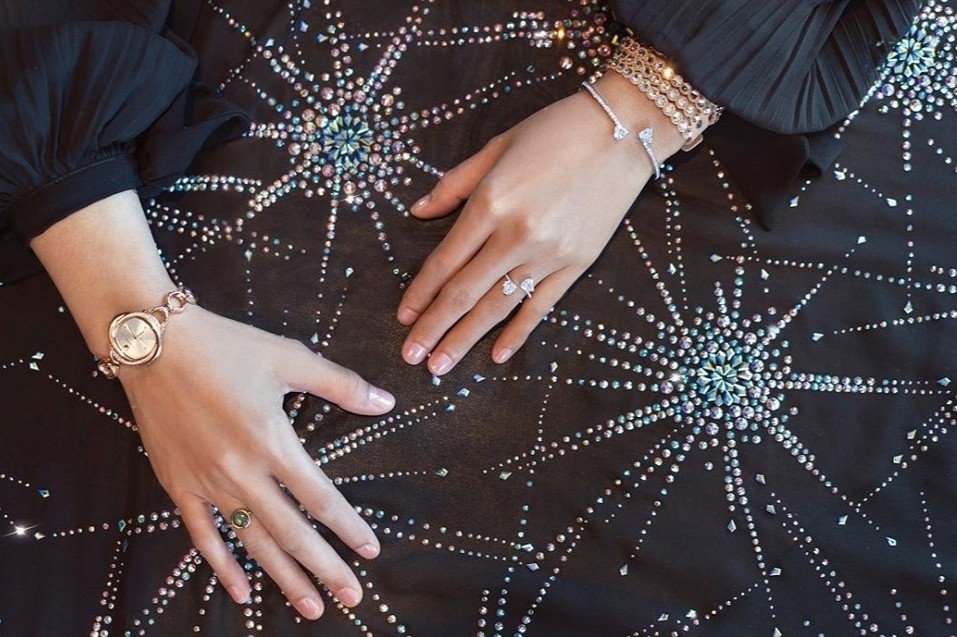 Khan trum dau dat nhat the gioi, duoc dinh 7.513 vien pha le hinh anh