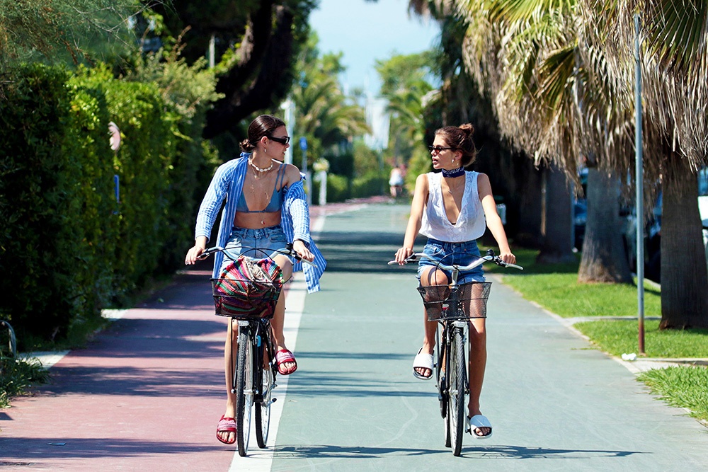 mac bikini ra duong anh 10