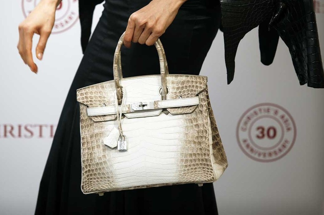 Hoi phu nu giau co Nhat Ban phai mua tui Hermes Birkin hinh anh