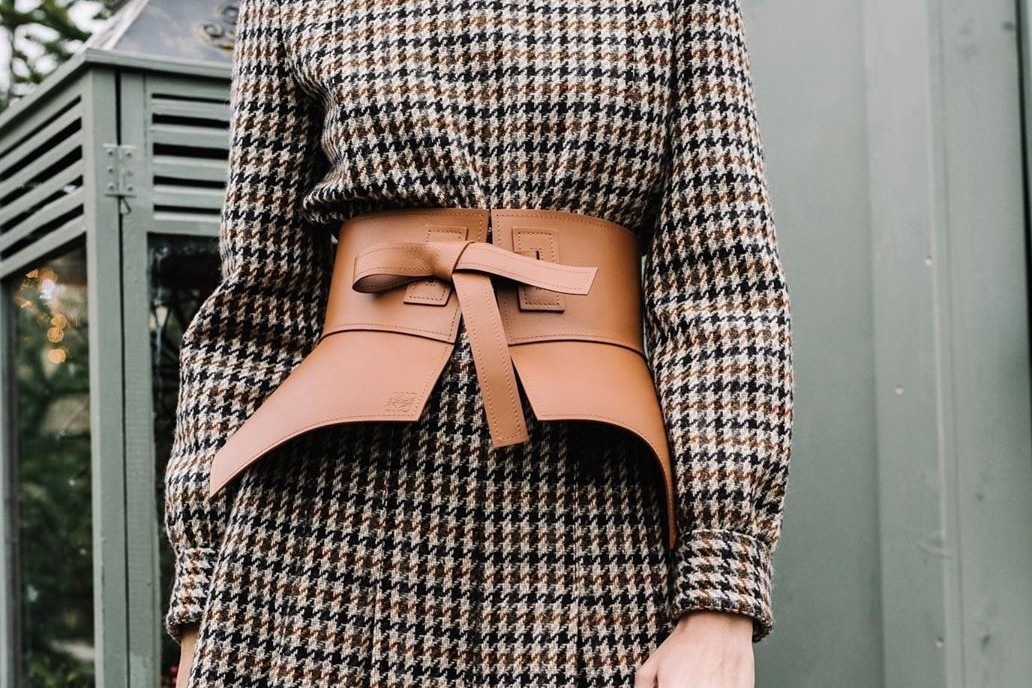 6 kieu that lung duoi 1.000 USD danh cho nu hinh anh