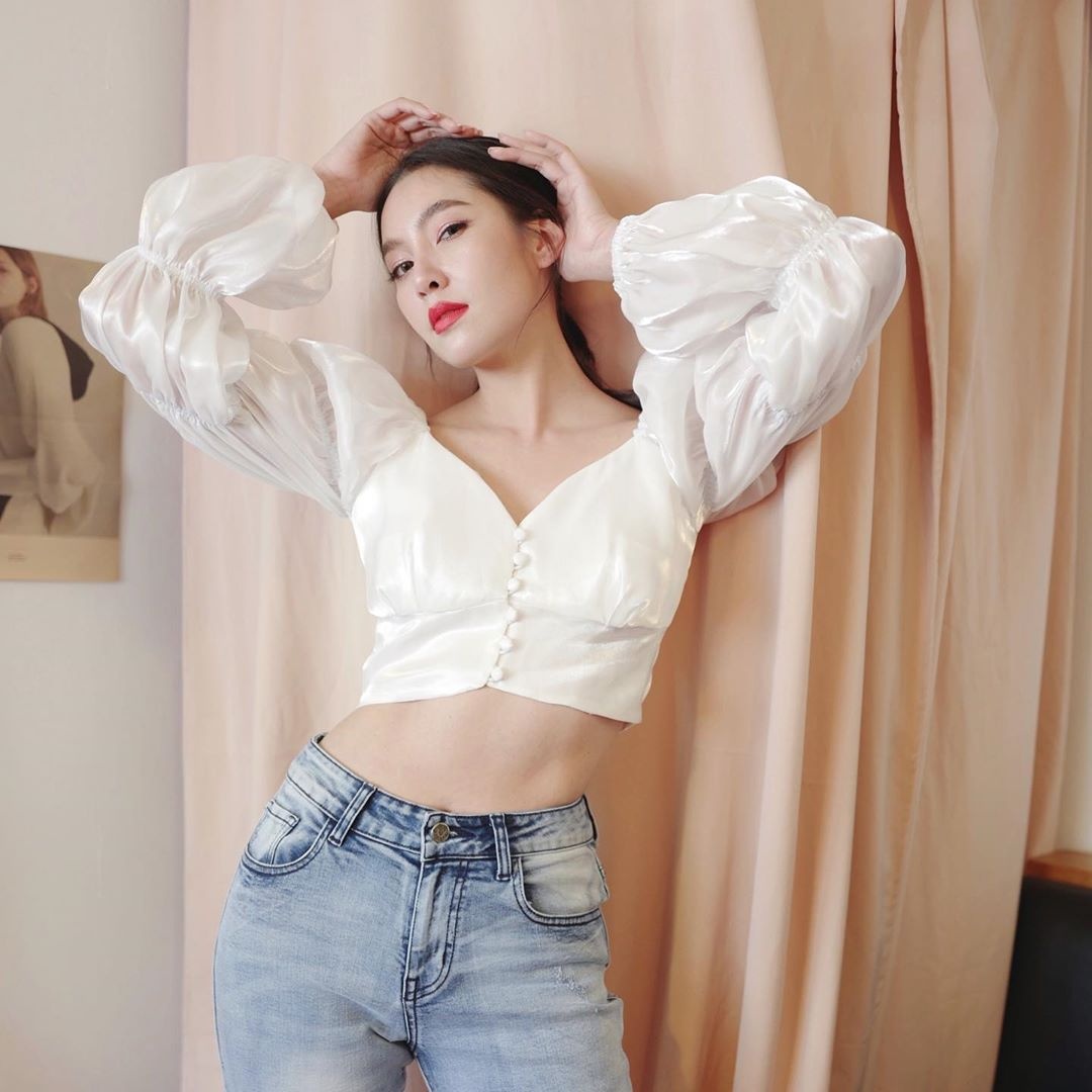 sao nữ có cơ bụng ảnh 10 sao nu co co bung anh 10